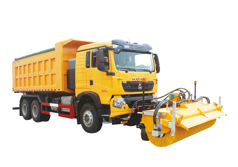 多功能除雪车（配雪铲）